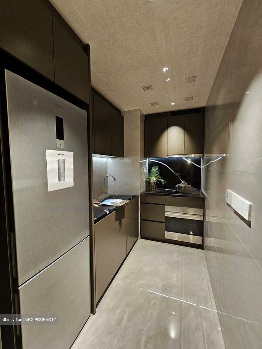 Marina Gardens Lane (D1), Condominium #468030361